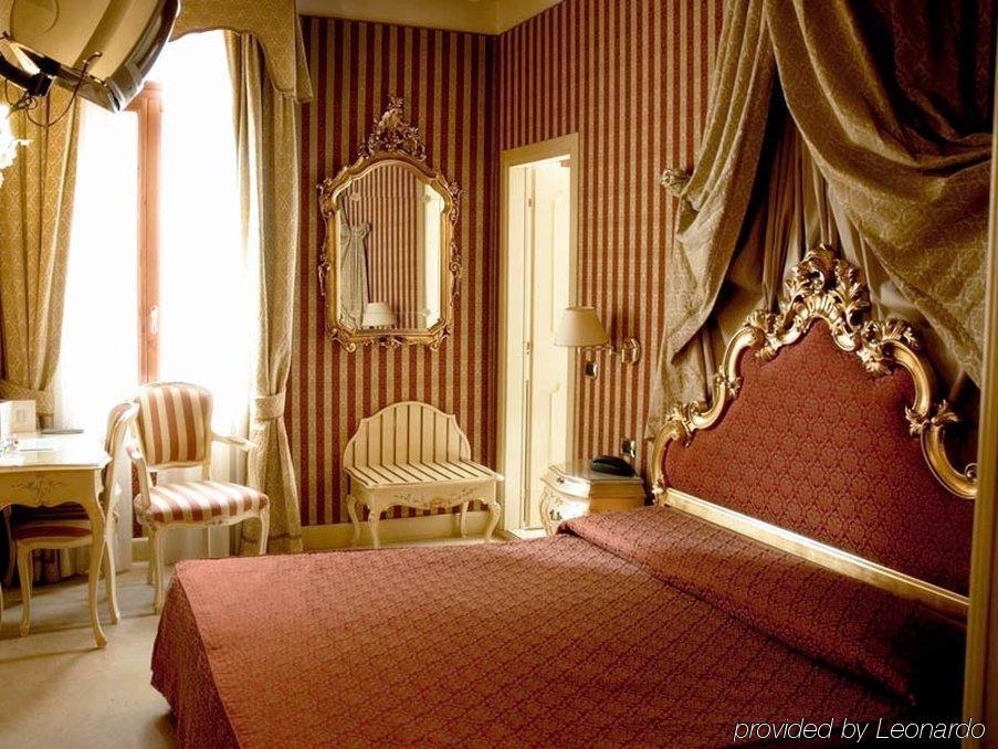 โลกันดา กา ฟอร์โมซา Hotel เวนิส ภายนอก รูปภาพ