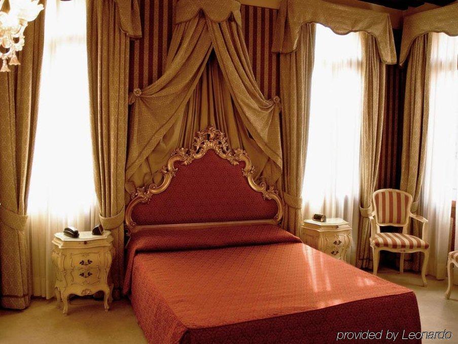 โลกันดา กา ฟอร์โมซา Hotel เวนิส ภายนอก รูปภาพ
